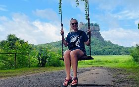 Sigiriya Green Garden Home